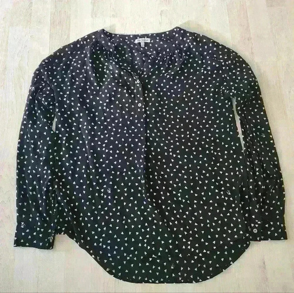 Juicy Couture 2 button heart blouse size M - Picture 1 of 7